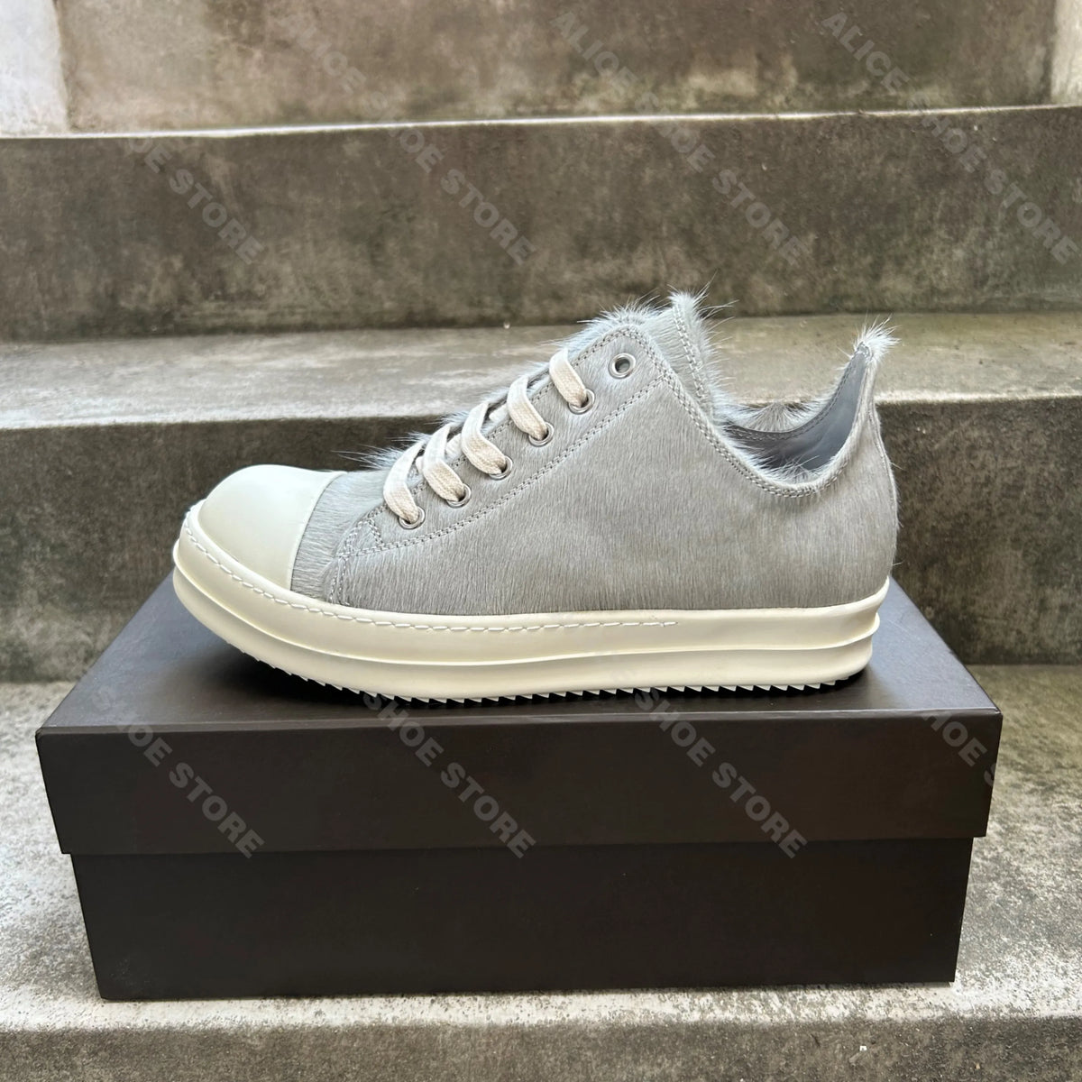 PENDRA Grey Horsehair Grey Leather Low-Top Lace-Up Thick-Sole Sneakers