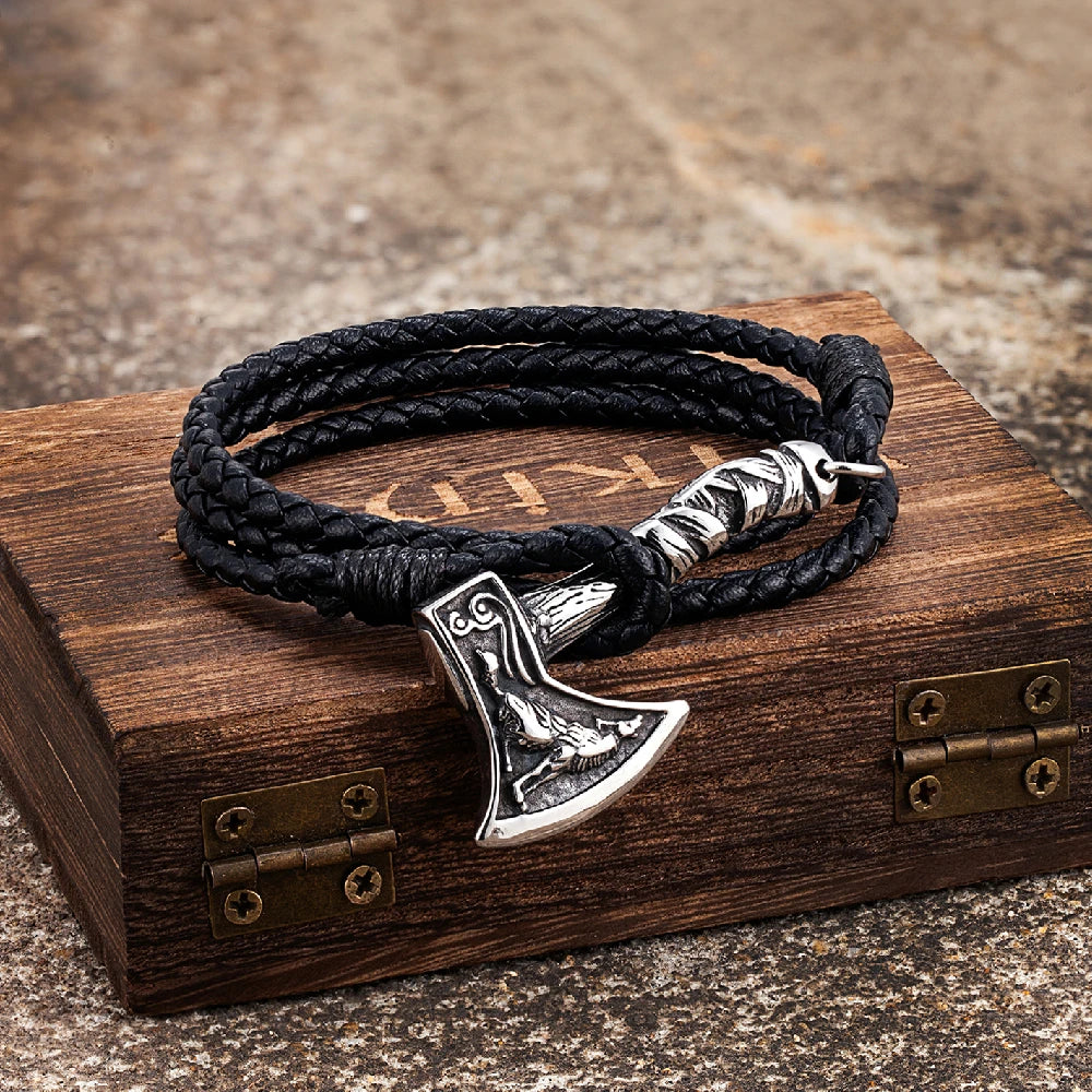 PENDRA Wolf Rune Leather Bracelet