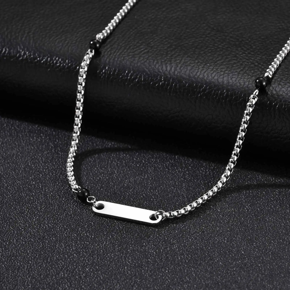 PENDRA Onyx Stone Chain Necklace