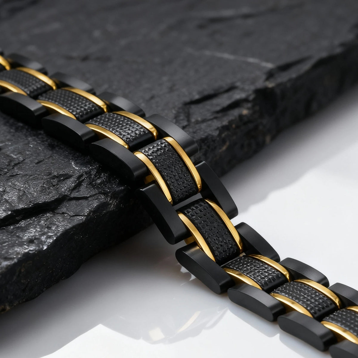 PENDRA Link Luxury Bracelet