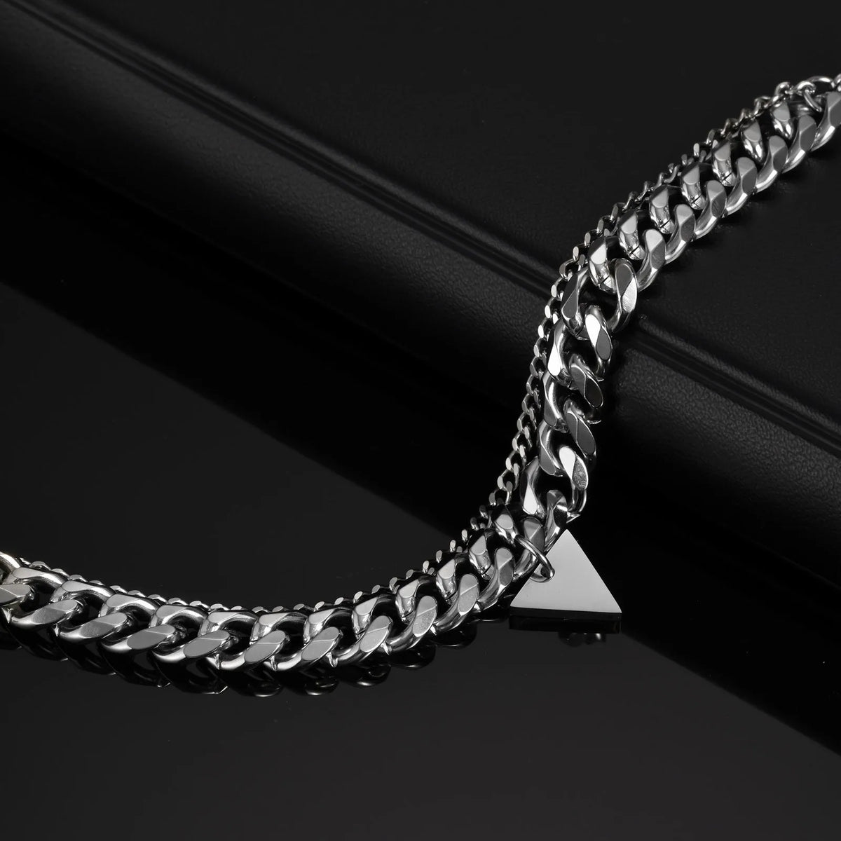 PENDRA Inverted Triangle Bracelet