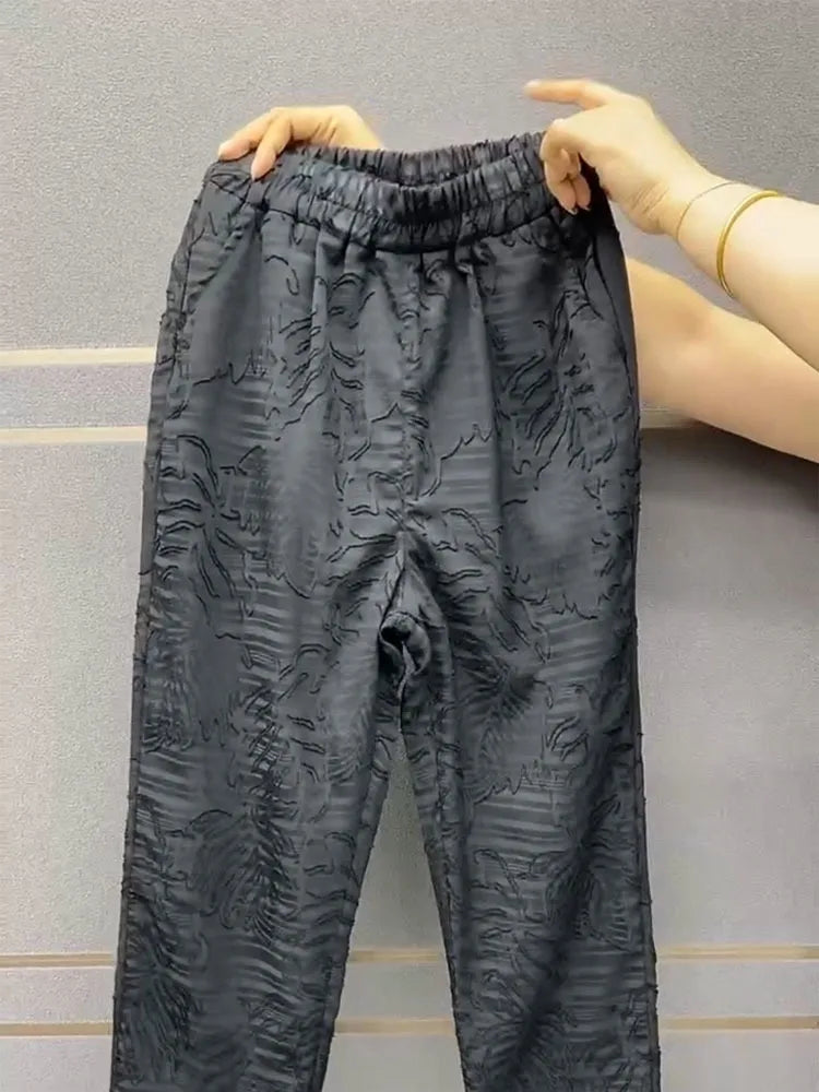 Lace hollowed out cropped pants women summer 2024 thin slim small foot Harlan pants loose and high waist versatile casual pants