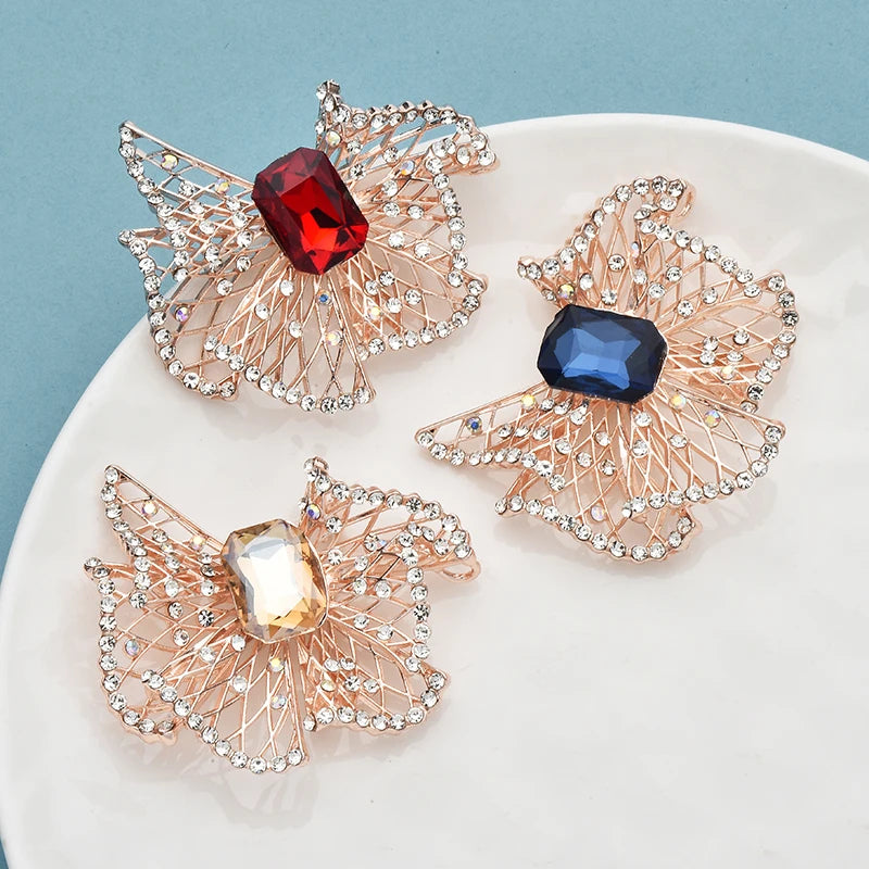 PENDRA Bellara Hollow Crystal Bowknot Brooch