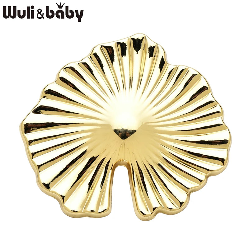 PENDRA Verdelle Leaf Brooch