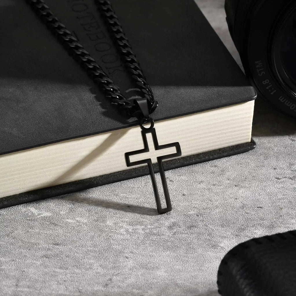 PENDRA Cross Basic Pendant Necklace