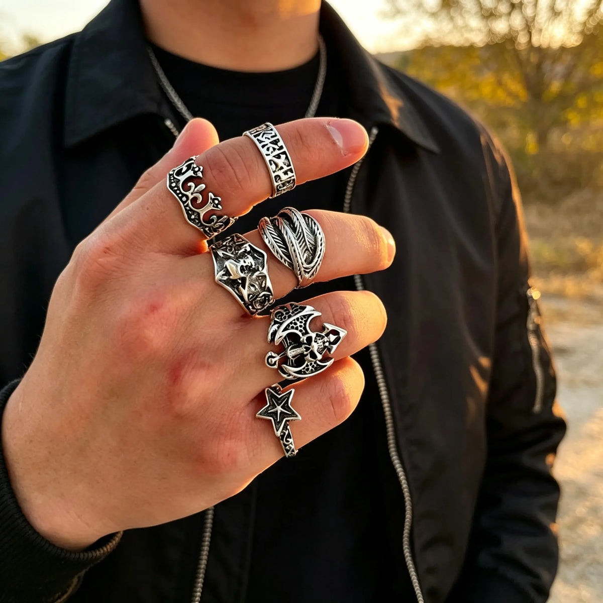 6Pcs Gothic Punk Open Ring Set for Men,Vintage Skull Bat Crown Star Adjustable Stackable Rings,Hip Hop Halloween Jewelry Gift
