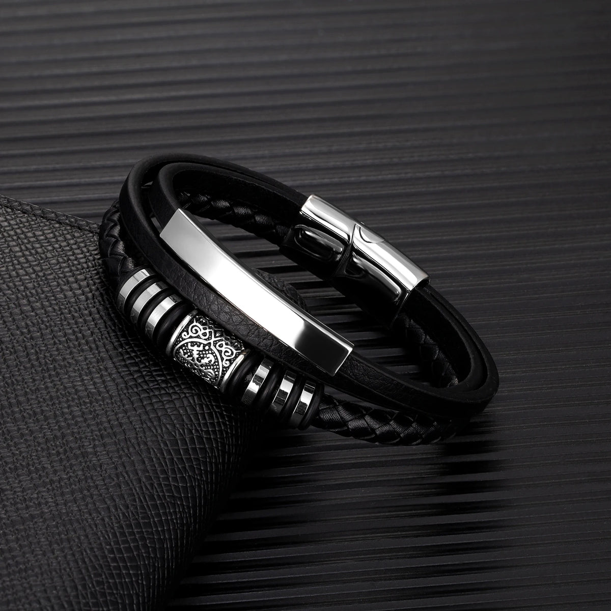 PENDRA Rune Classic Leather Bracelet