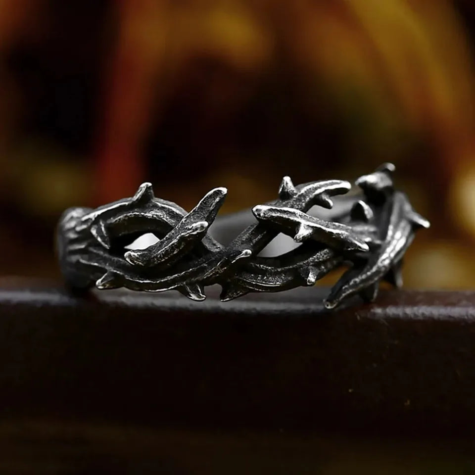PENDRA Jesusthorn Black Crown of Thorns Ring