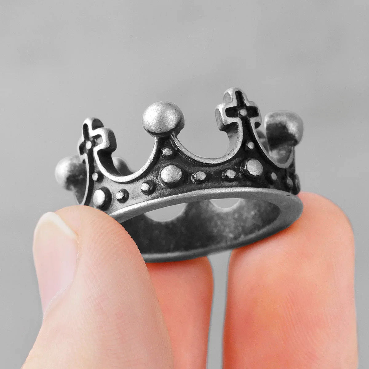PENDRA Royal Crown Rock Steel Ring