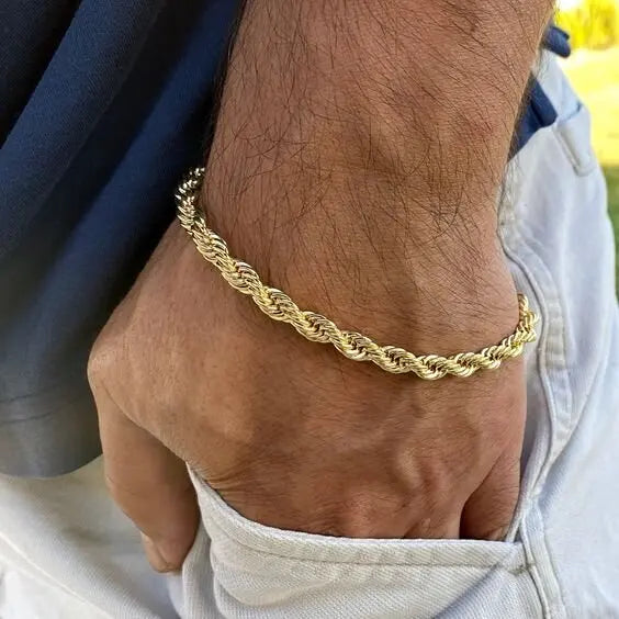 PENDRA Twisted Gold Bracelet
