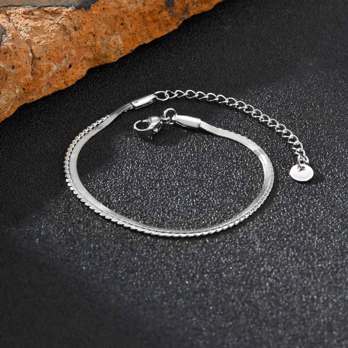 PENDRA Blade Minimalist Bracelet