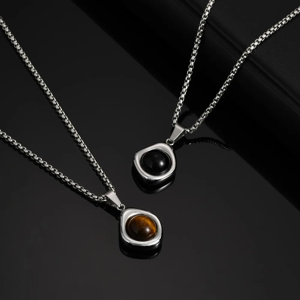 PENDRA Tiger Irregular Pendant Necklace