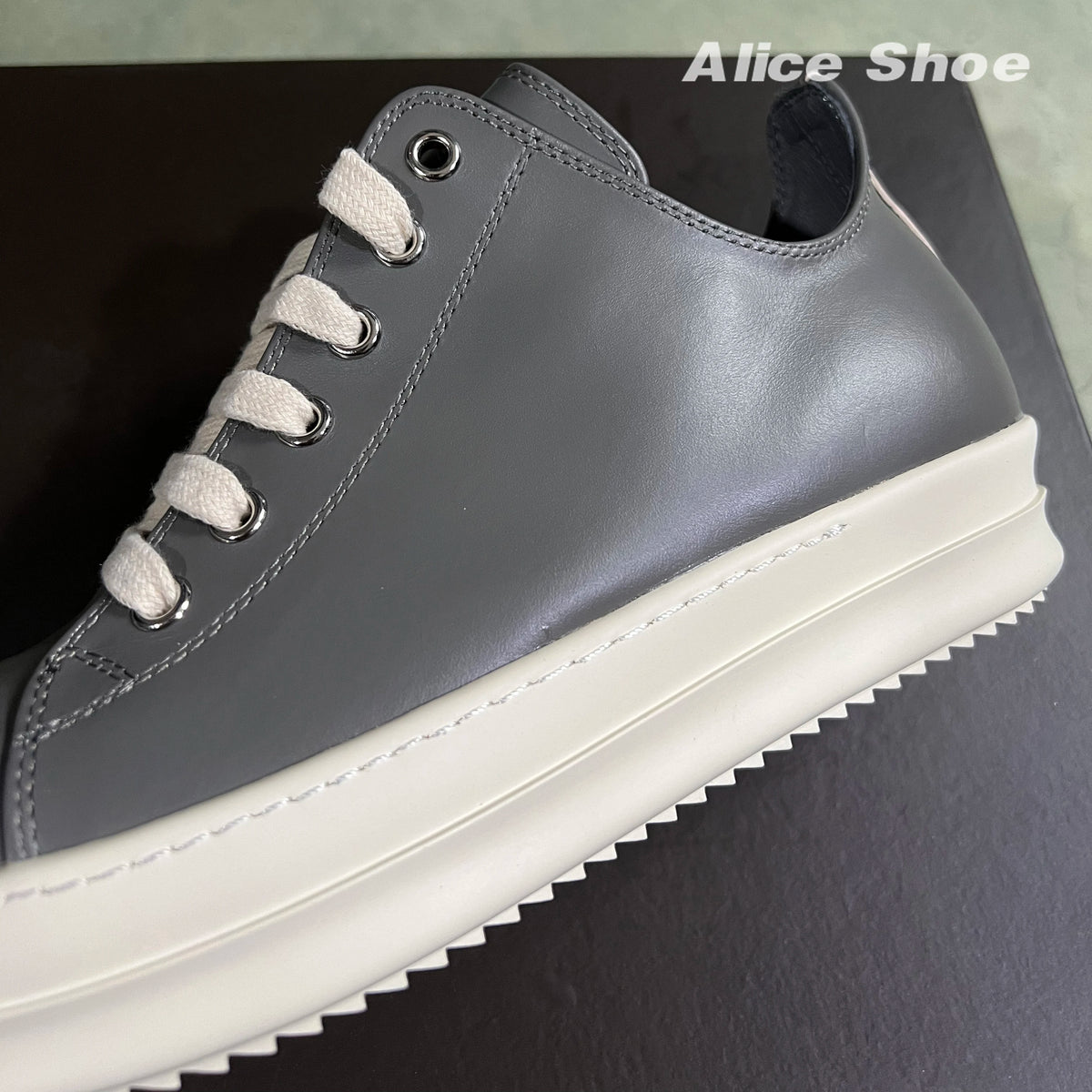 PENDRA Grey Punk Natural Grey Leather Low-Top Thick-Sole Platform Sneakers