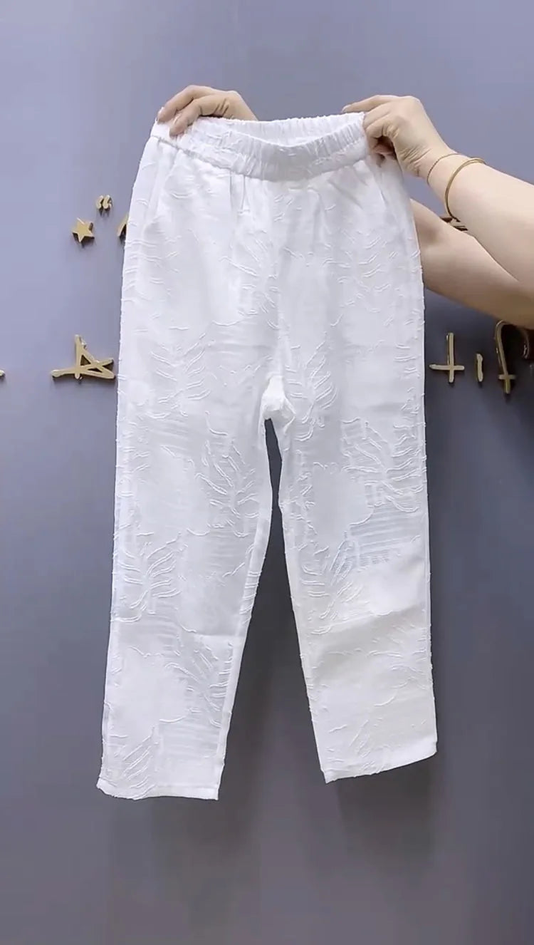 Lace hollowed out cropped pants women summer 2024 thin slim small foot Harlan pants loose and high waist versatile casual pants