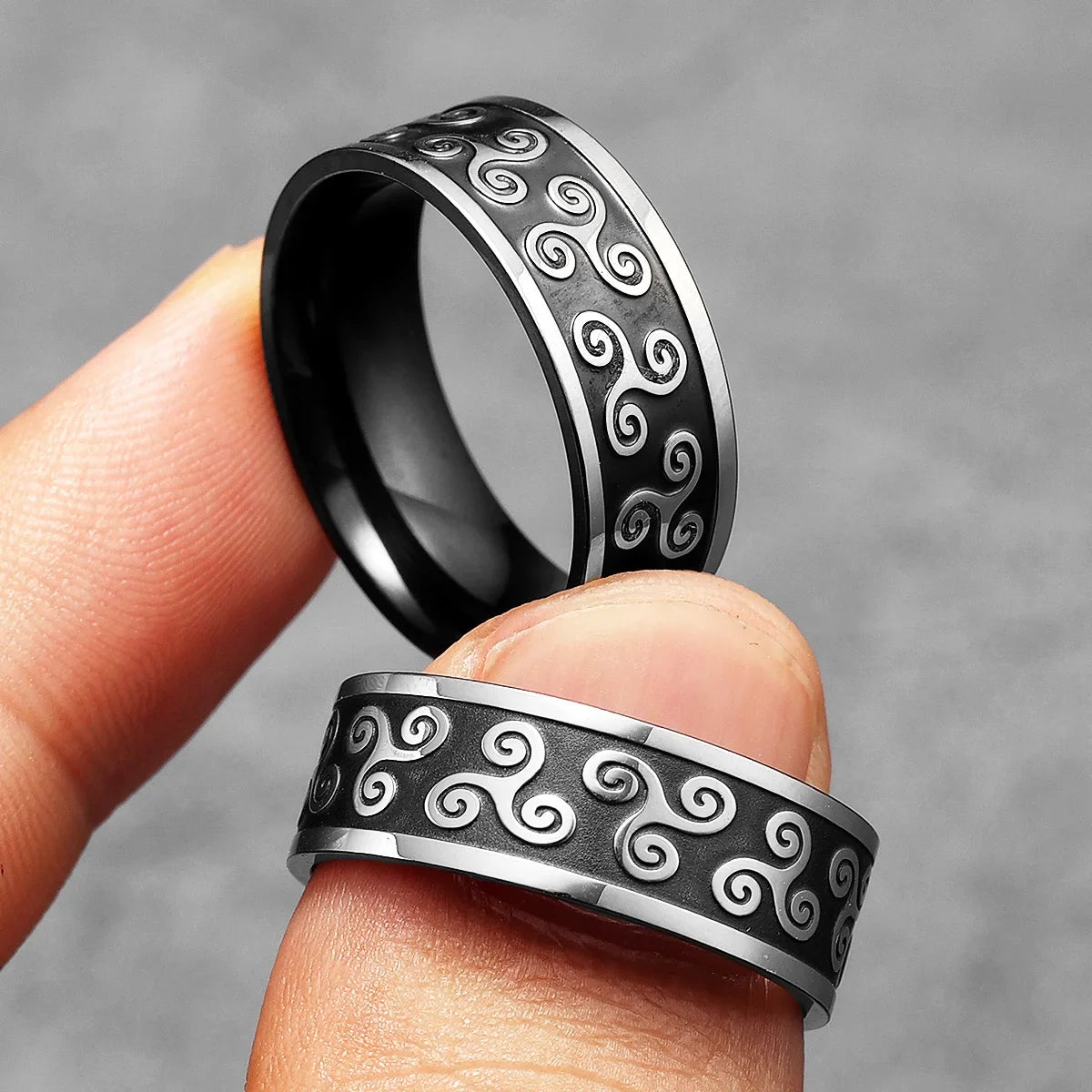 PENDRA Celtic Knot Rock Steel Ring