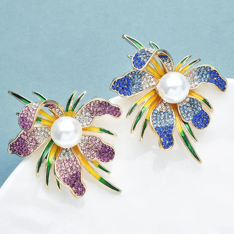 PENDRA Pearlina Pearl Flower Brooch