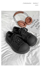 PENDRA Big Head Couple Shoes