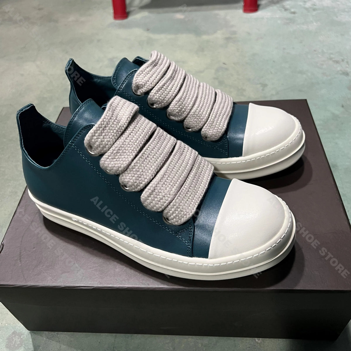 New Brand Jumbo Lace Women Sneaker Green Low Top Men Trainer Leather Luxury Thick-sole Punk Flat Gothic Designer Flat Men Shoe