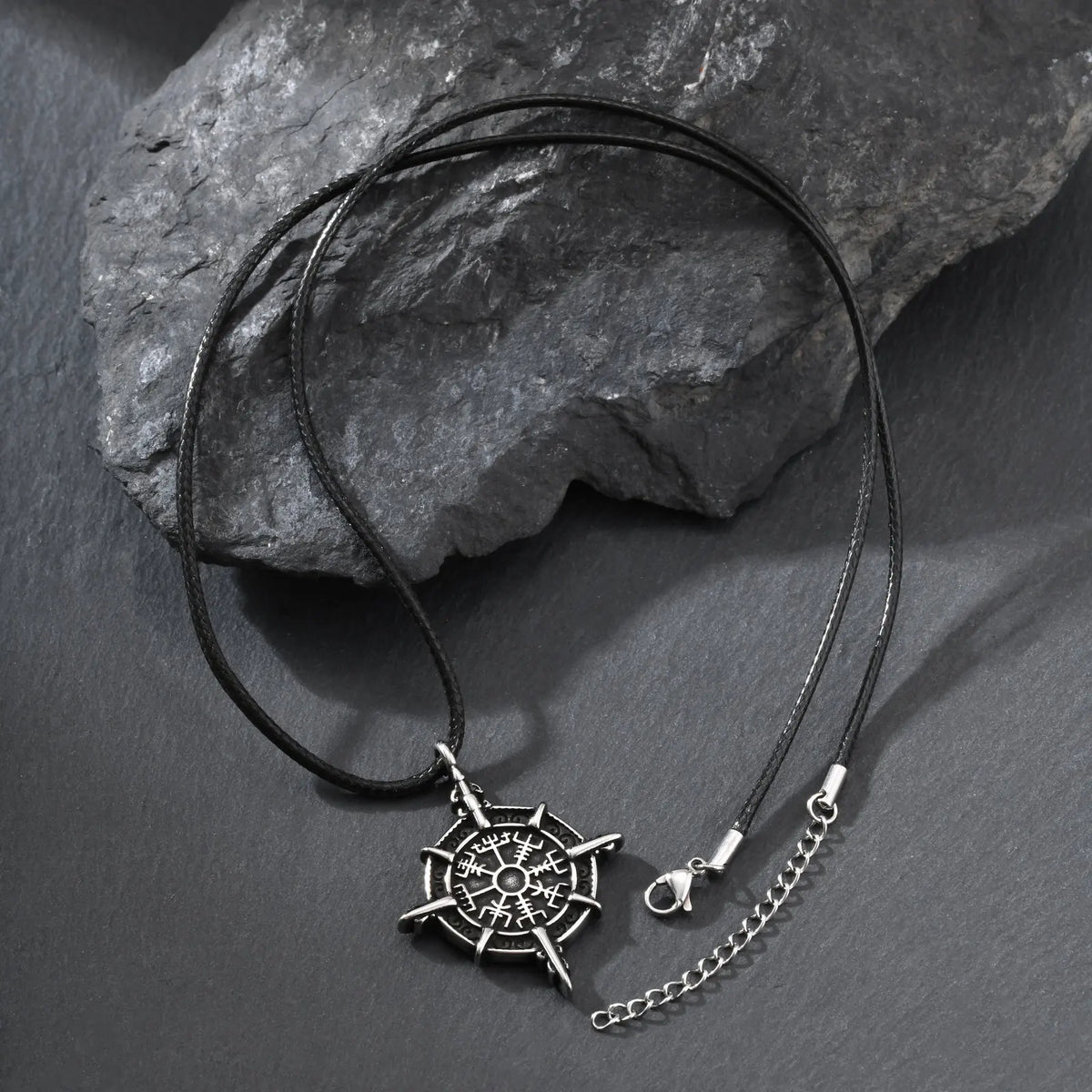 Retro Viking Rune Compass Necklace for Men Boys,Gun black Stainless Steel Talisman Collars,Stylish Punk Jewelry Gift