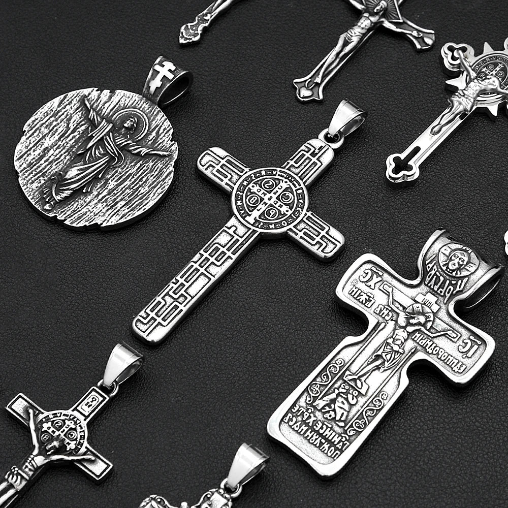 PENDRA Jesuscross Vintage Jesus Cross Pendant