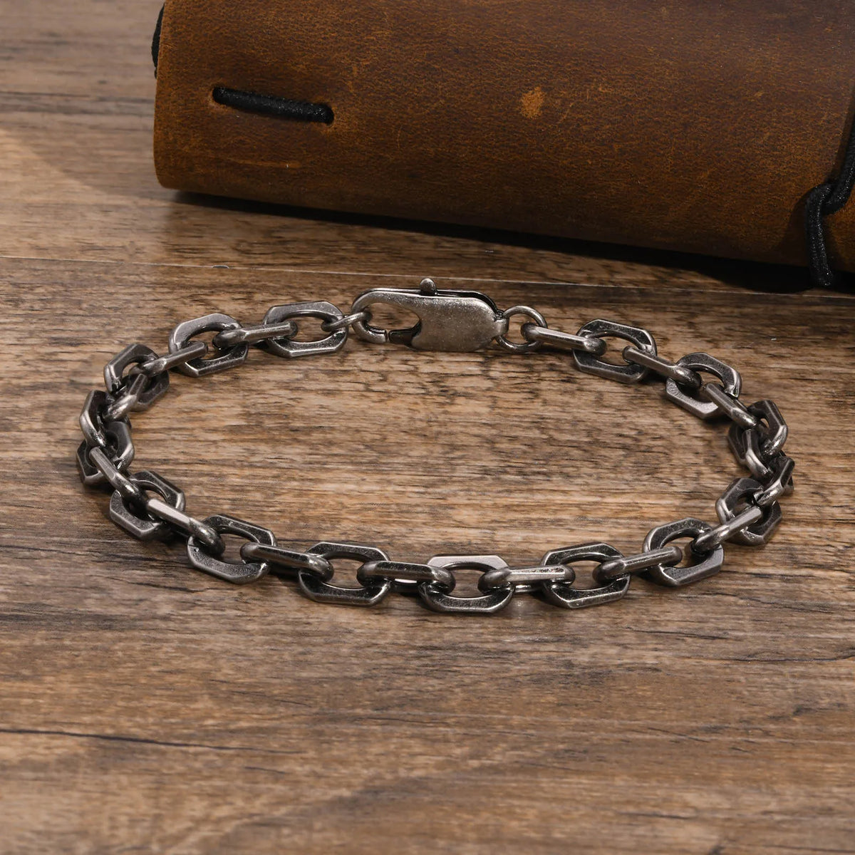 PENDRA Rolo Links Bracelet