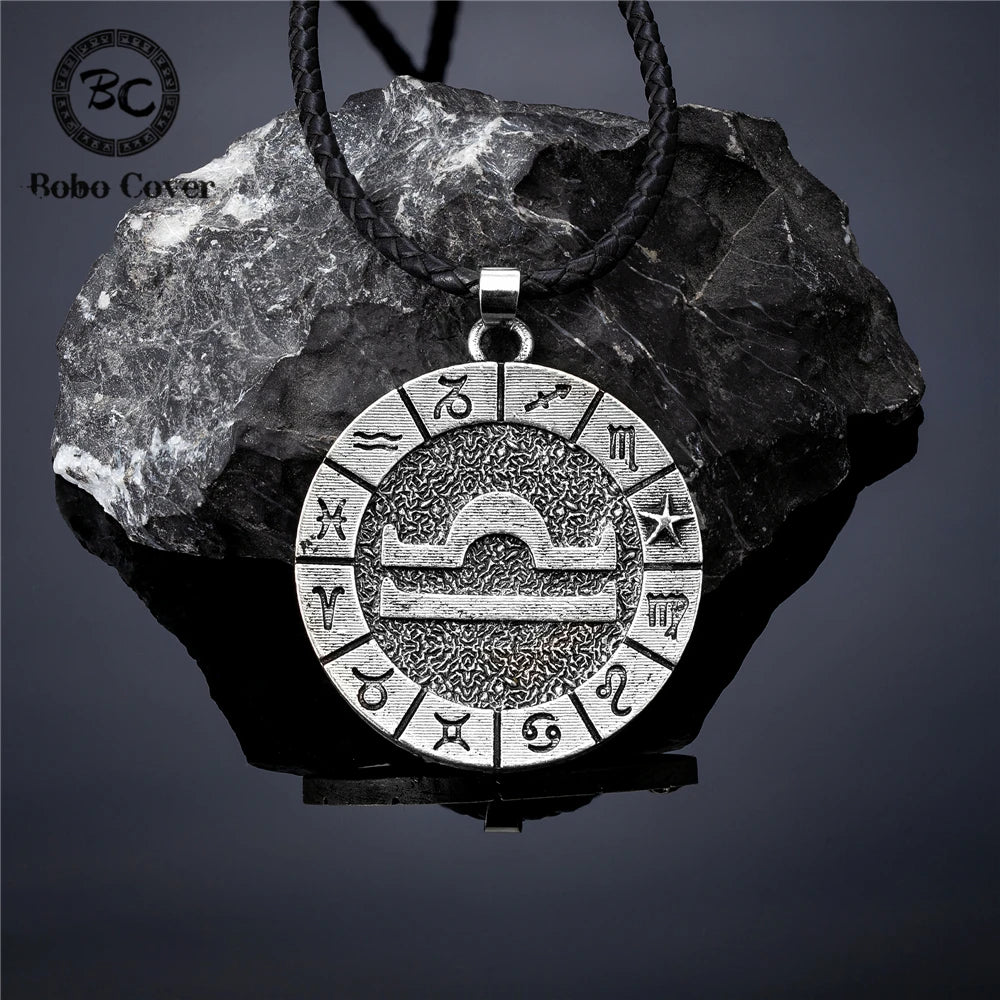 PENDRA Hip Norse Necklace