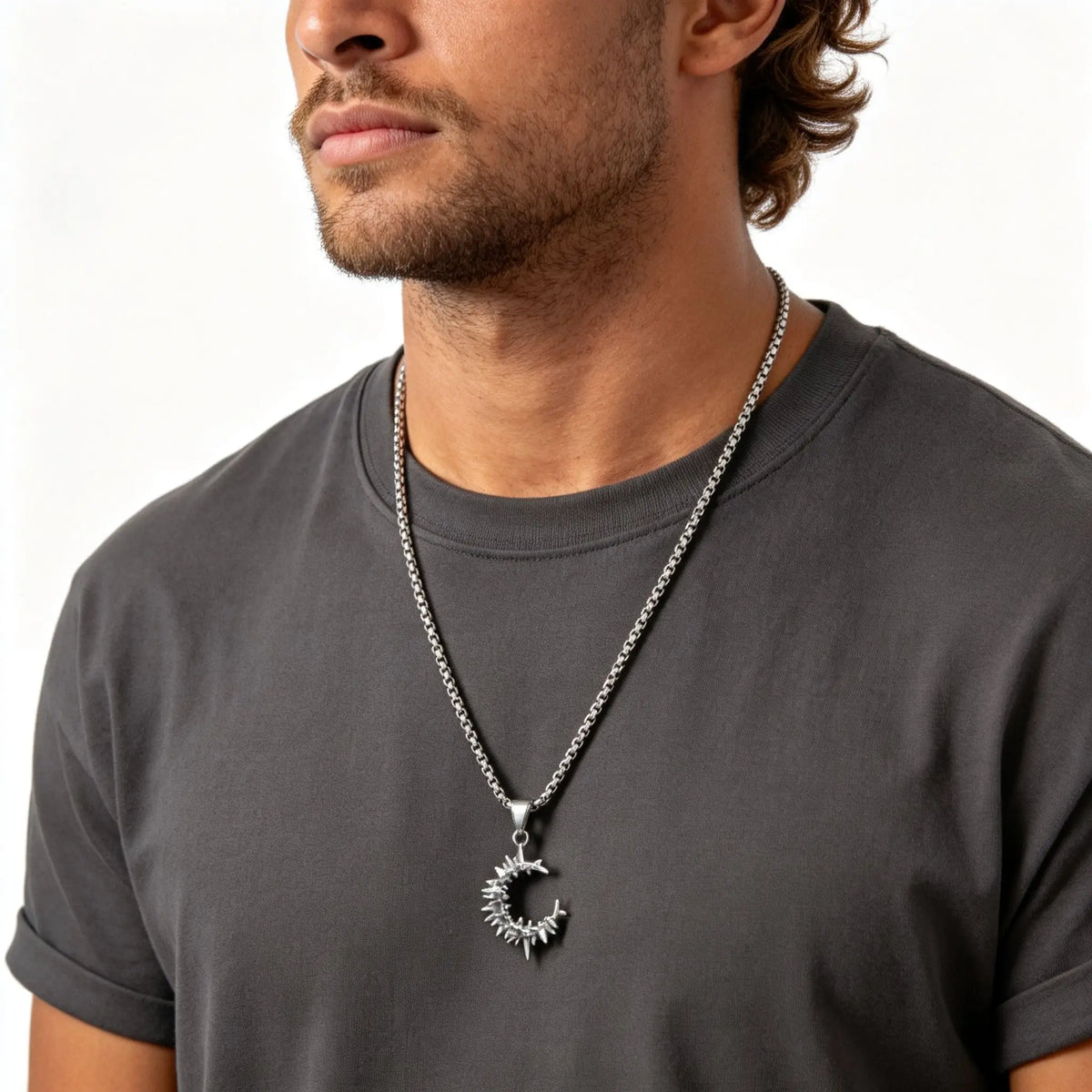 PENDRA Thorn Moon Pendant Necklace