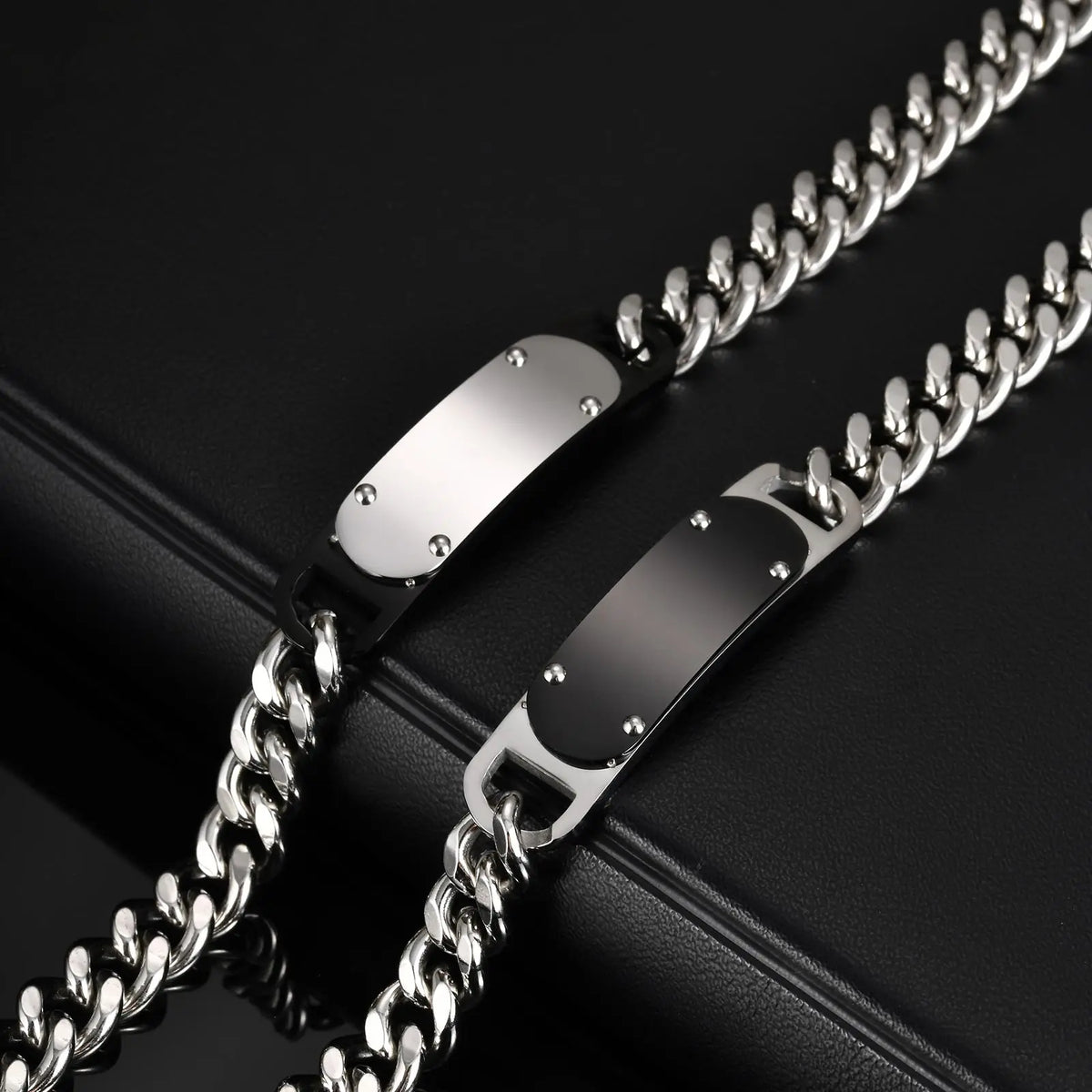 PENDRA Thick Bracelet Bracelet