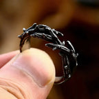 PENDRA Jesusthorn Black Crown of Thorns Ring