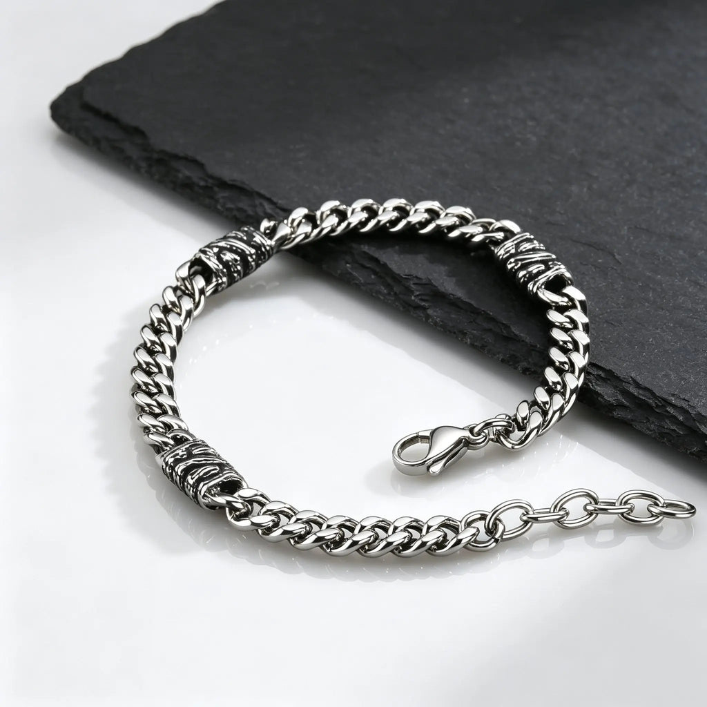 PENDRA Cuban Twisted Link Bracelet