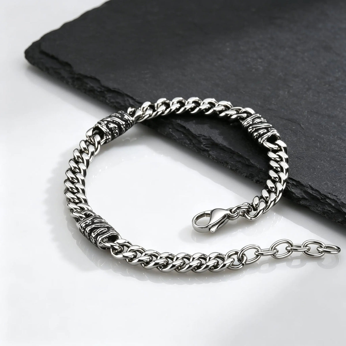 PENDRA Cuban Twisted Link Bracelet