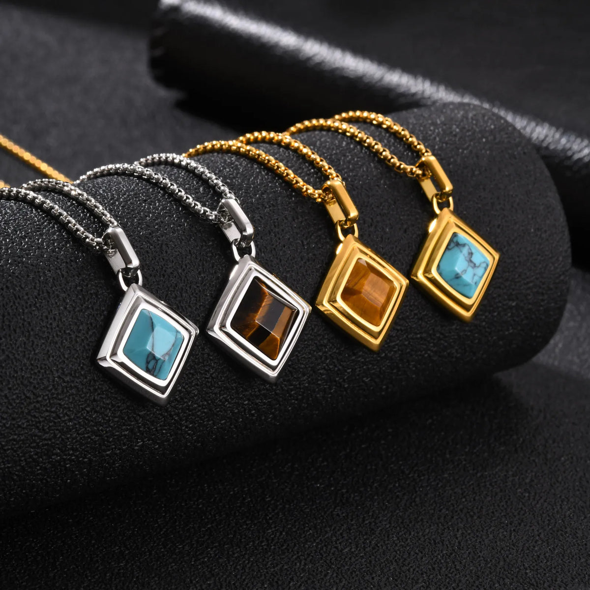 PENDRA Stone Natual Pendant Necklace