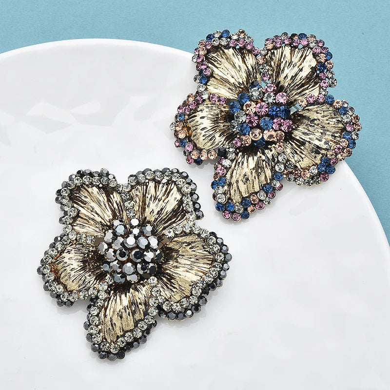 PENDRA Florienne Retro Rhinestone Flower Brooch