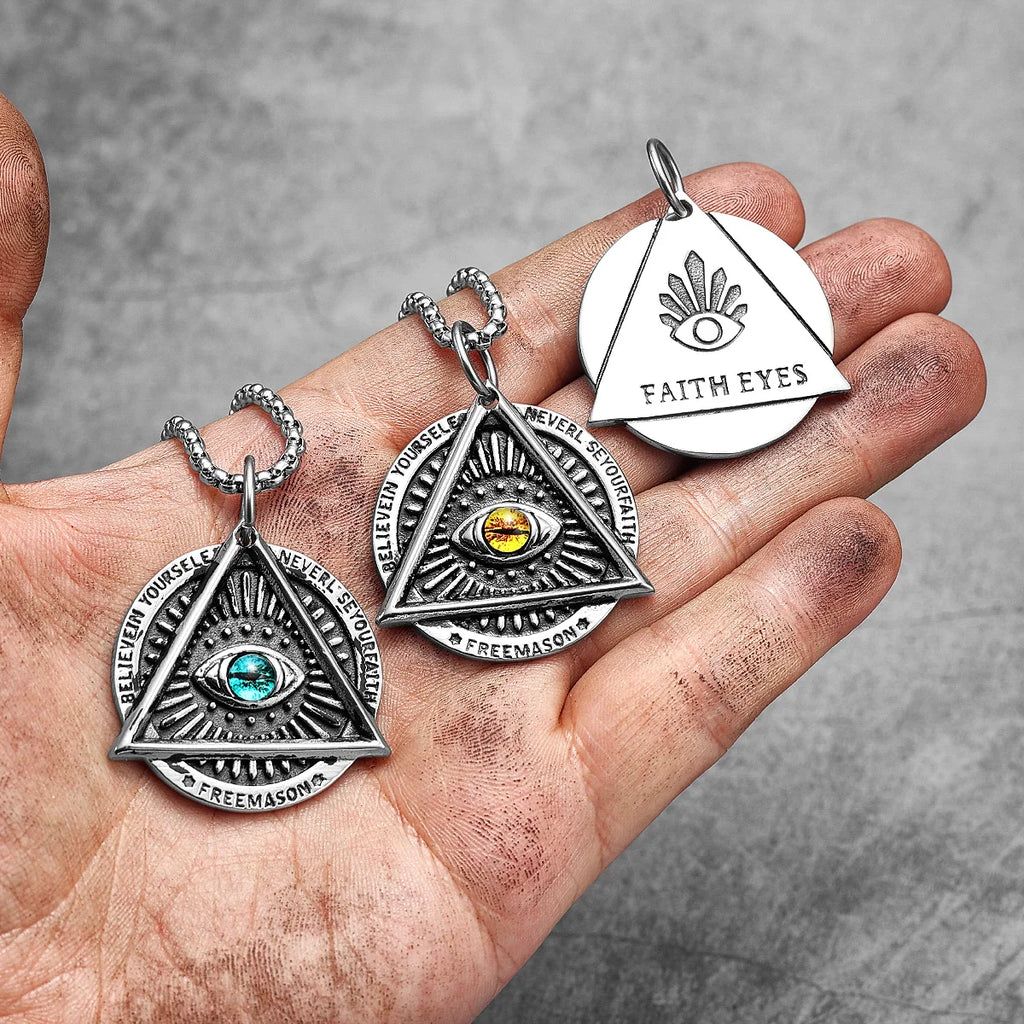 PENDRA Wrennora Pendant Necklace
