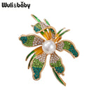 PENDRA Pearlina Pearl Flower Brooch