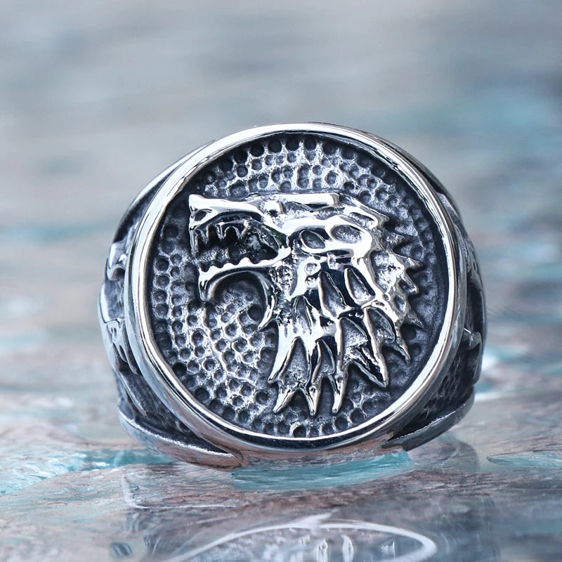 PENDRA Wolfrune Retro Viking Wolf Ring