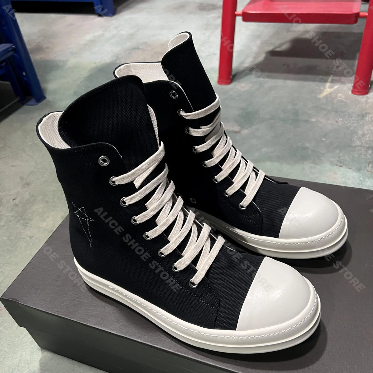 PENDRA Pentagram Edge Black Canvas High-Top Zip Thick-Sole Ankle Boots