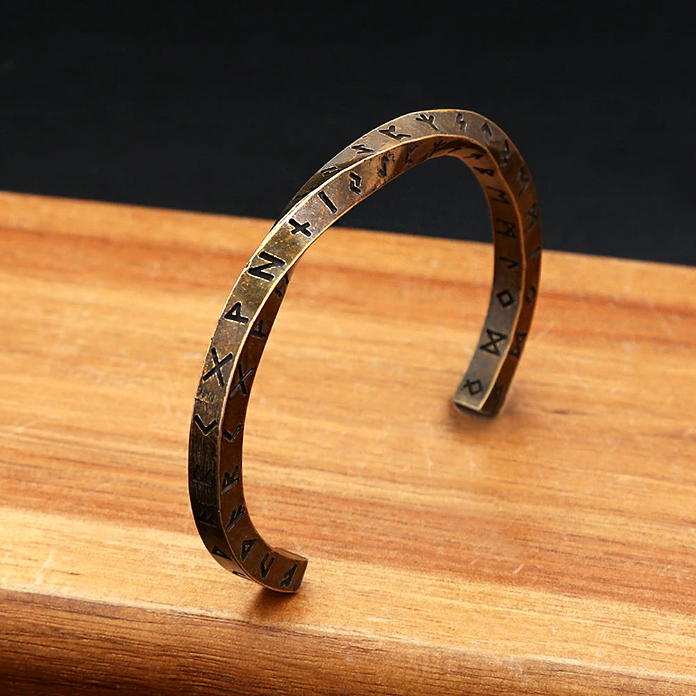 PENDRA Mobius Stainless Steel Opening Bracelet