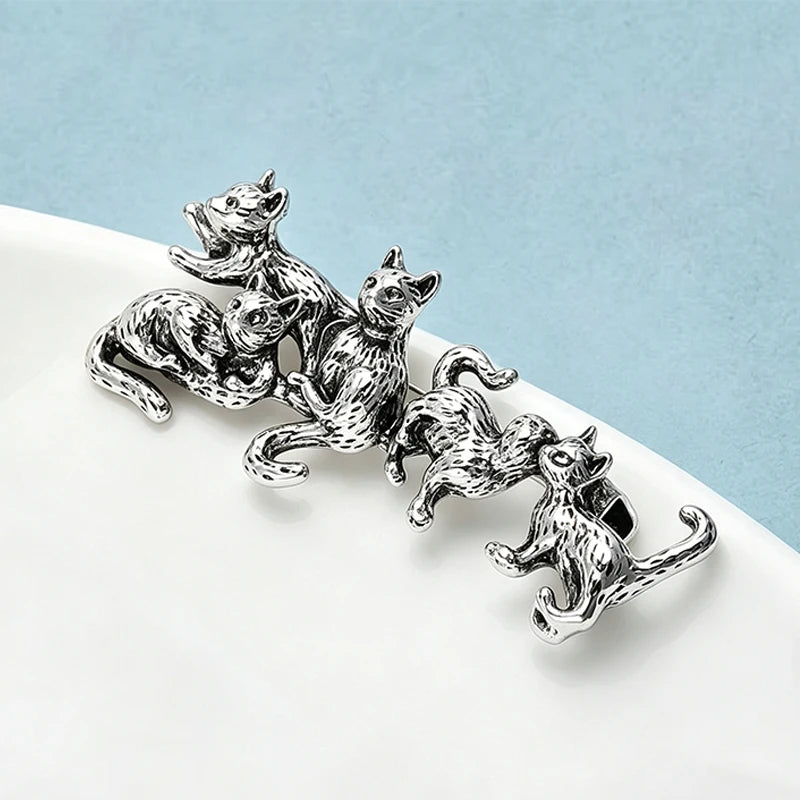 PENDRA Five Cats Friends Animal Brooch
