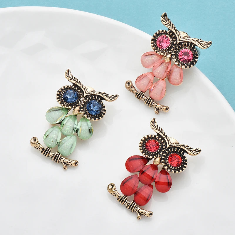 Wuli&baby Vintage Cute Owl Brooches 3-color Classical Bird Animal Brooch Pins For Women's Clothes Backpack Gifts