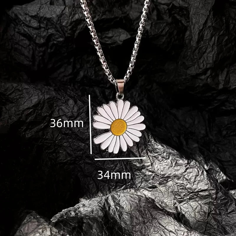 PENDRA Daisymini Stainless Steel Daisy Pendant