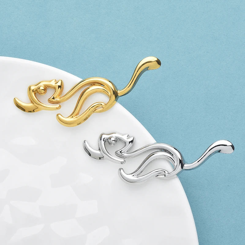 Wuli&baby Stainless Steel Playing Cat Women Brooch Pin Fashion Jewelry Accessory Animal Badge