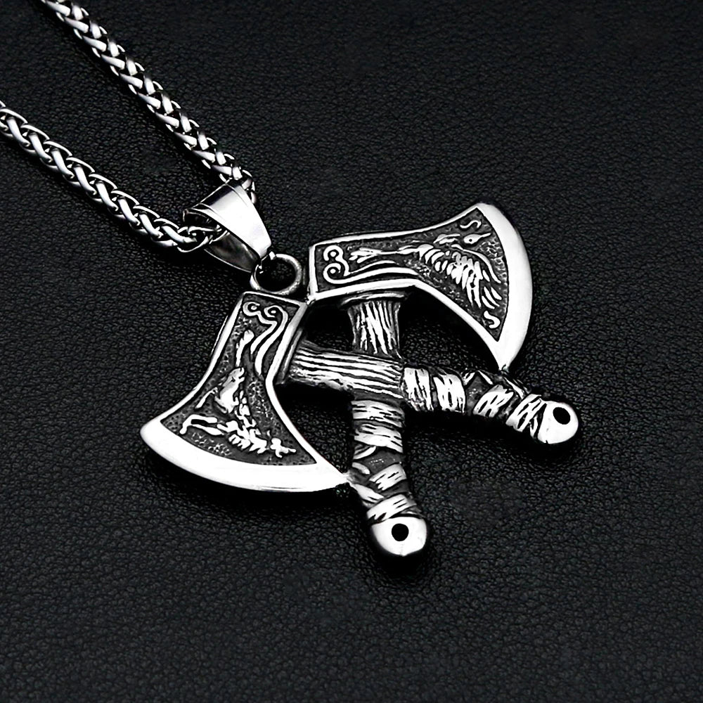 PENDRA Vikingaxe Vintage Double-Edged Axe Pendant Necklace