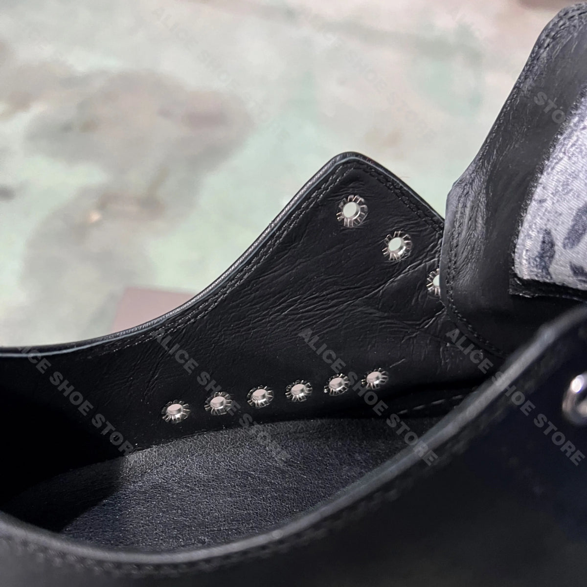 PENDRA Porous Noir Black Leather Low-Top Lace-Up Platform Sneakers