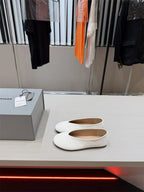 PENDRA Flat Spot Sheepskin Shoes