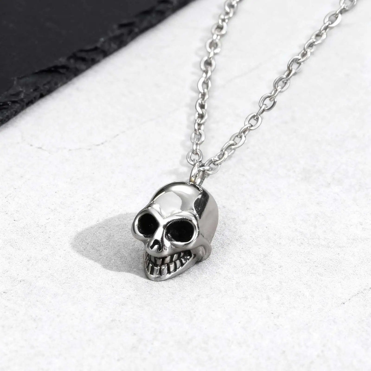 Retro Punk Stainless Steel Skull Necklace for Men,Rock Small Personality Pendant Necklace,Halloween Jewelry