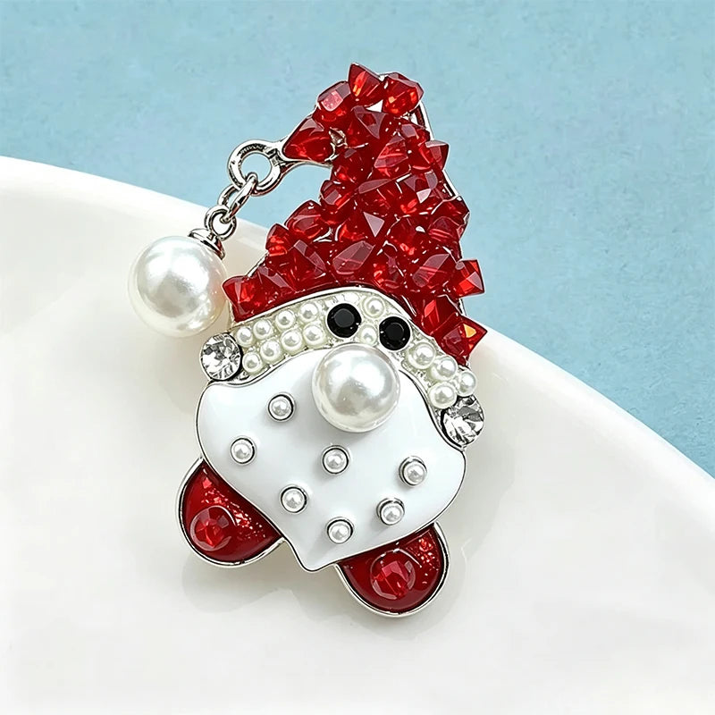 Wuli&baby Cute Crystal Santa Claus Brooches For Women Unisex Crystal Father Christmas Brooch Pins New Year Gifts