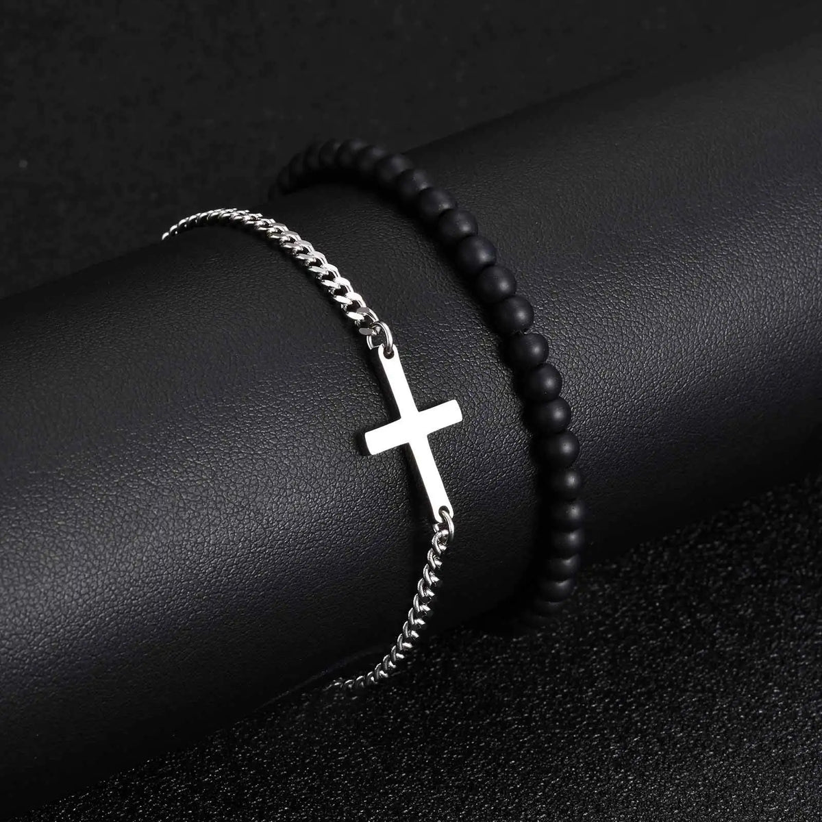 PENDRA Cross Beaded Stone Bracelet