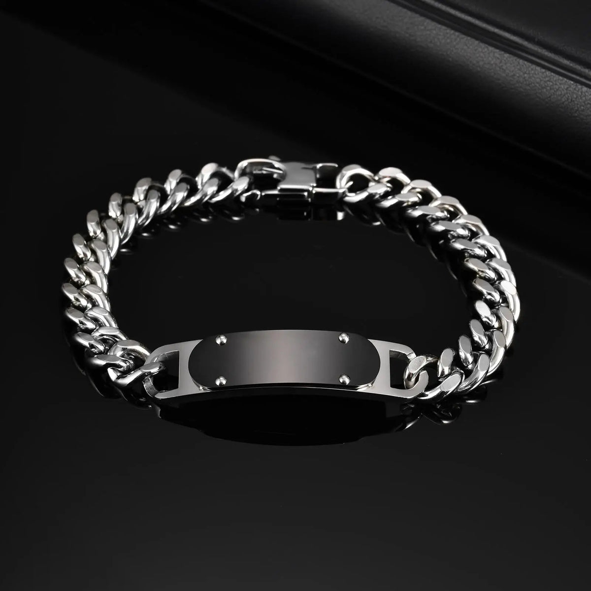 PENDRA Thick Bracelet Bracelet