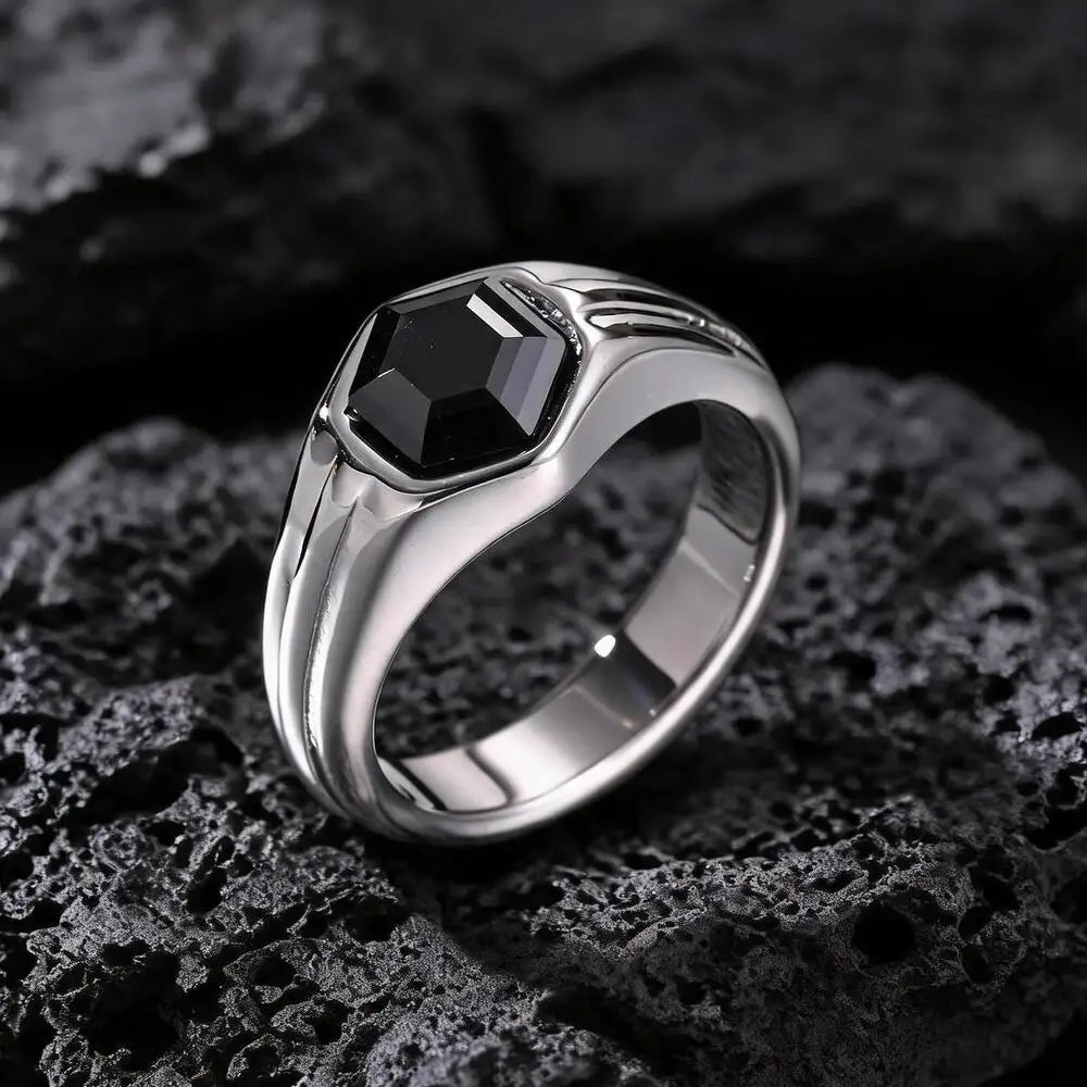 PENDRA Neriessa Zircon Stone Ring